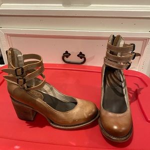 Freebird Randi shoes